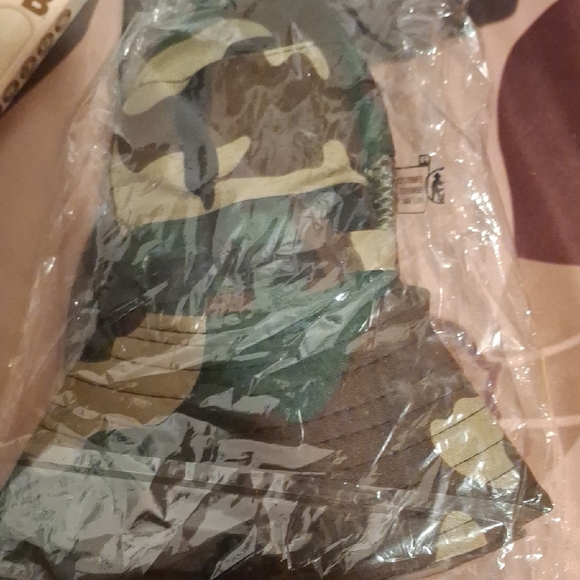 Camouflage Wide Brim Hat - Picture 5 of 5